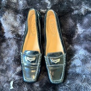 TODS loafer size 8.5, new!